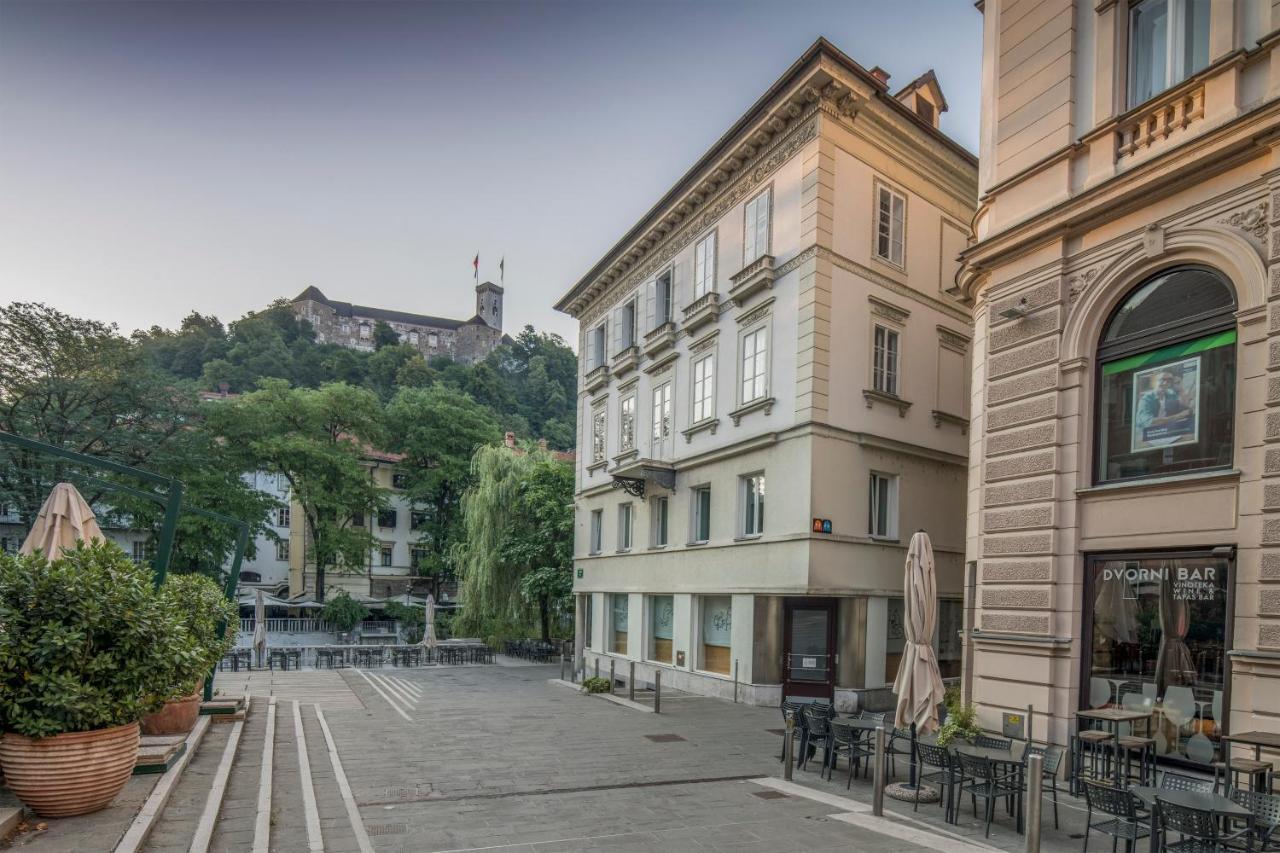 Karinatura Ljubljana Eksteriør bilde